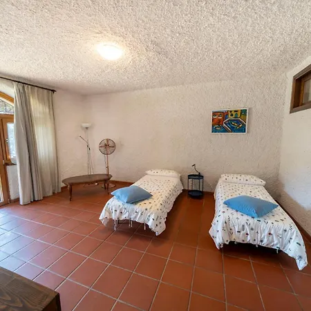 Casa Ghirlanda Con Piscina E Campo Da Tennis Apartament