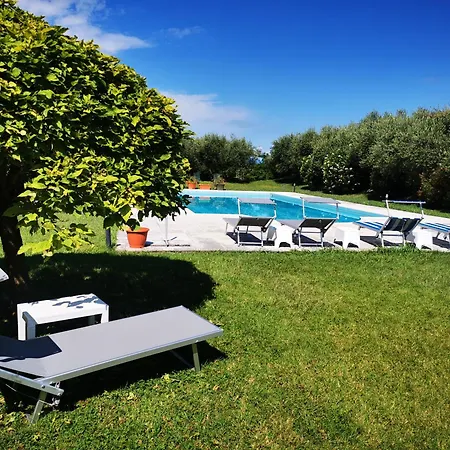 Casa Ghirlanda Con Piscina E Campo Da Tennis * 라찌제