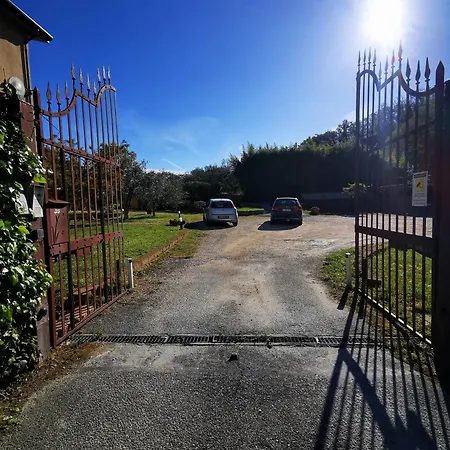Casa Ghirlanda Con Piscina E Campo Da Tennis Appartement Lazise