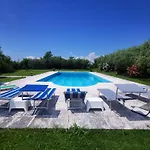 アパート Casa Ghirlanda Con Piscina E Campo Da Tennis *