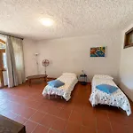 Casa Ghirlanda Con Piscina E Campo Da Tennis アパート