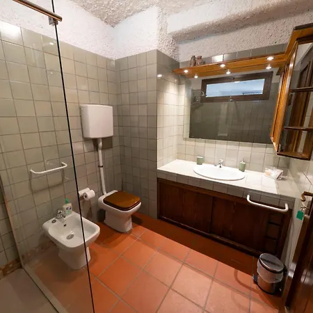 아파트 Casa Ghirlanda Con Piscina E Campo Da Tennis 라찌제